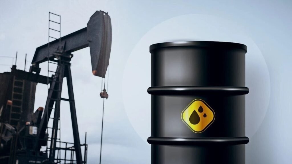 Brent petrolün varili 83,57 dolardan işlem görüyor Brent petrolün varili 83,57 dolardan işlem görüyor