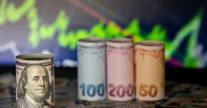 Döviz kurları… Dolar 48.15, Euro 56.30, İngiliz Sterlini 65.70 TL’den işlem görüyor Döviz kurları… Dolar 48.15, Euro 56.30, İngiliz Sterlini 65.70 TL’den işlem görüyor