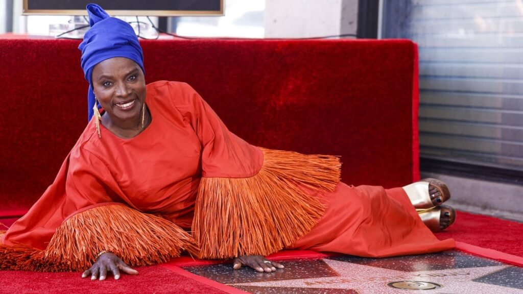 Angelique Kidjo, Hollywood yıldızı alan ilk Afrikalı oldu