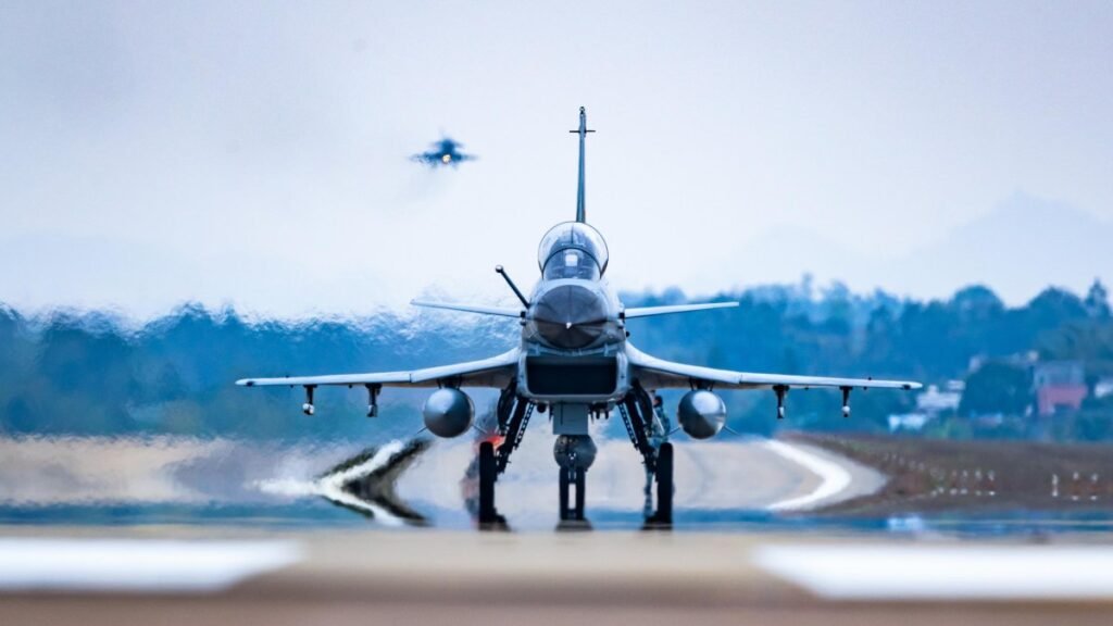 Bangladeş, Çin’in J-10CE jet alımında ilerliyor Bangladeş, Çin'in J-10CE jet alımında ilerliyor