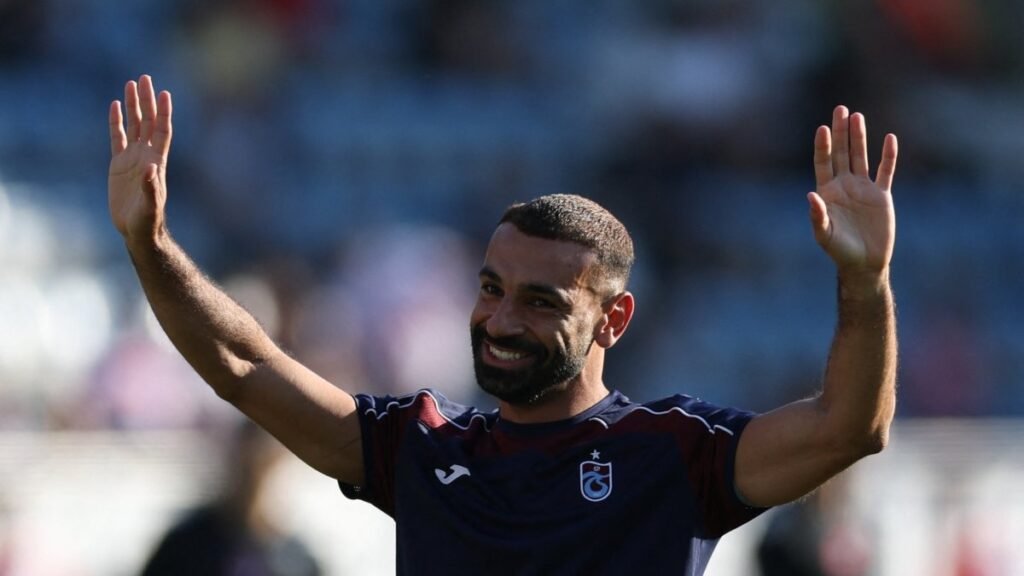 Trabzonspor genç Salah hayranını sürpriz buluşma için Türkiye'ye getirdi