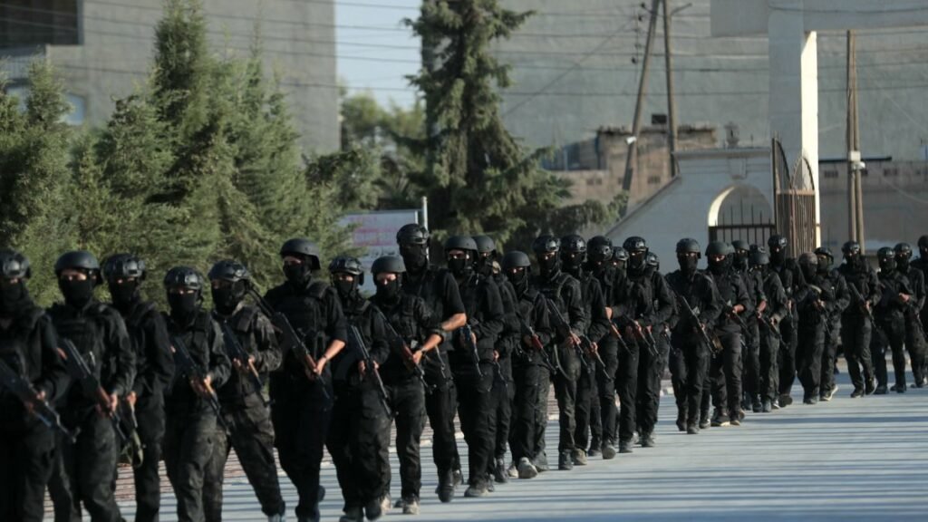 YPG destekli SDF, güçlerini Suriye ordusuna entegre ederek feshedildi YPG destekli SDF, güçlerini Suriye ordusuna entegre ederek feshedildi