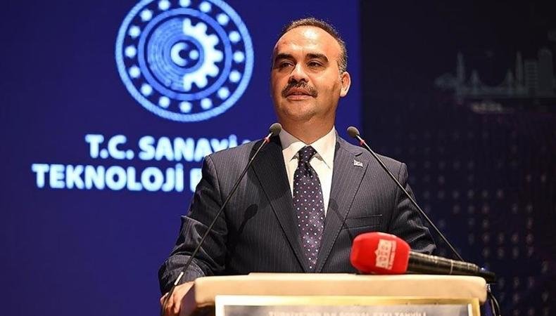 Kacır: “Türkiye’nin Ay aracını 2027’nin ilk aylarında uzaya göndereceğiz” Kacır: “Türkiye’nin Ay aracını 2027'nin ilk aylarında uzaya göndereceğiz”