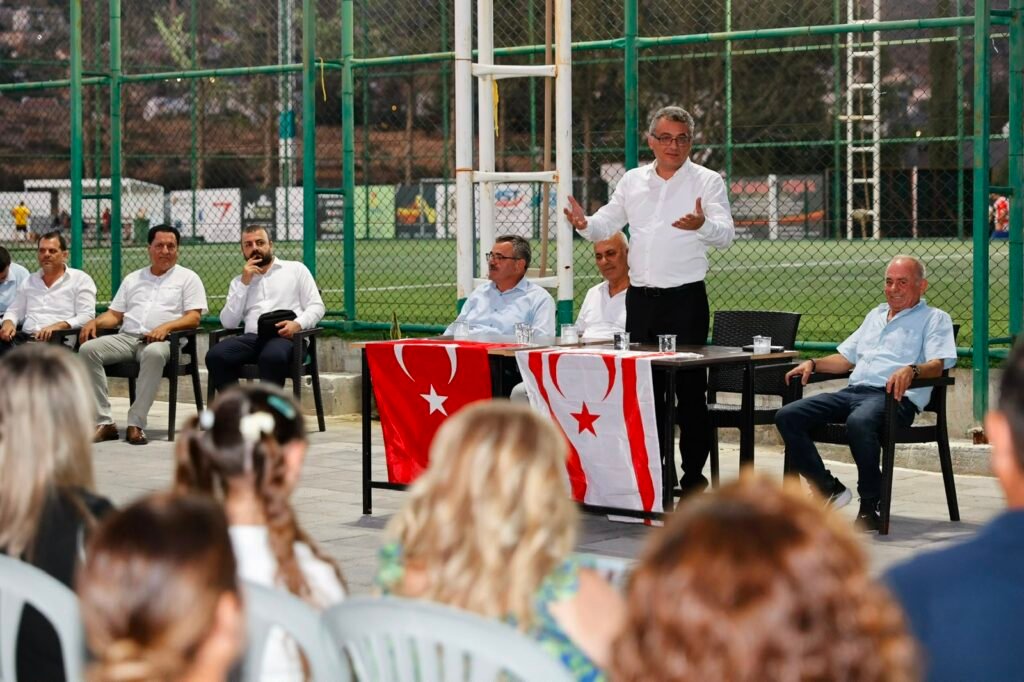 Cumhurbaşkanı Erhürman, Boğazköy, Dikmen ve Taşkent’i ziyaret etti