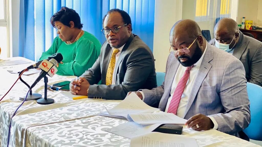 Zambiya’da oy sayımı sürerken, muhalefetin önde gelen isimleri gözaltına alındı Zambiya’da oy sayımı sürerken, muhalefetin önde gelen isimleri gözaltına alındı