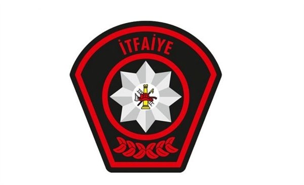 Seyir halindeki çekici alev aldı Seyir halindeki çekici alev aldı