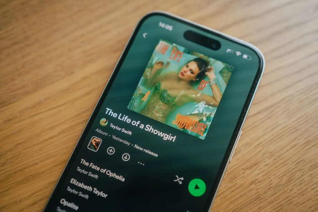 Yeni müzik albümü yayınlarının trafik kazalarındaki ölümleri artırabileceği belirlendi