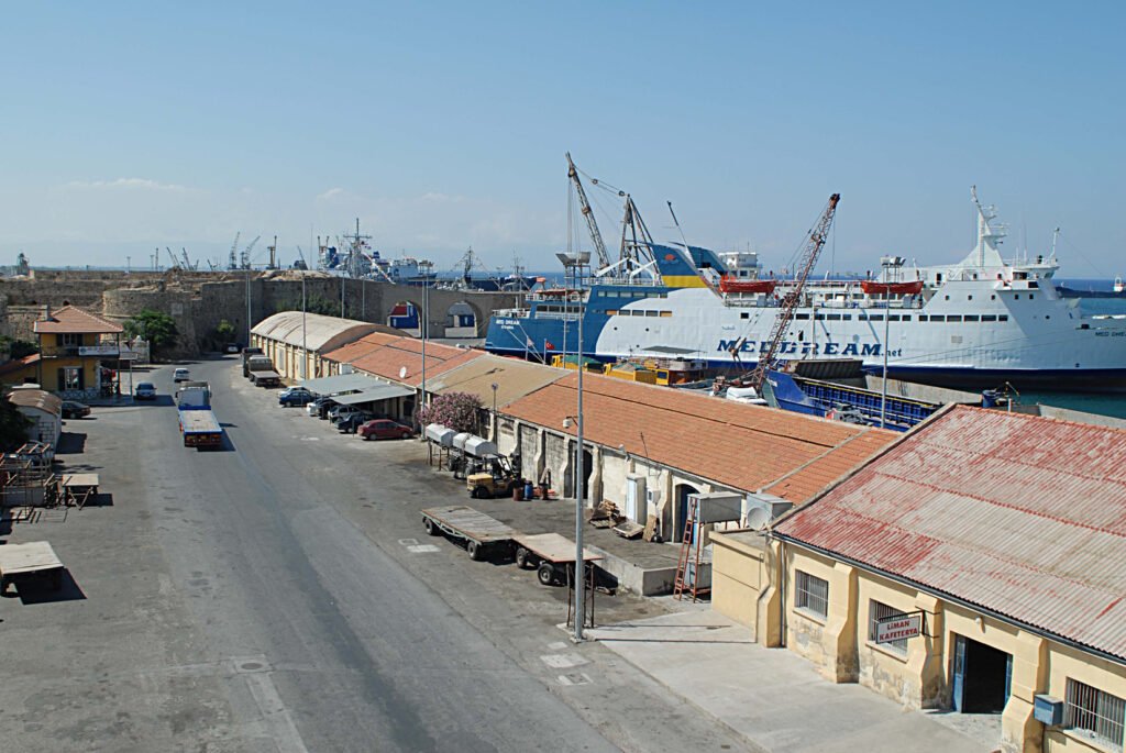 Liman-Sen, Çalışma ve Sosyal Güvenlik Bakanı hakkında soruşturma açılmasını istedi Liman-Sen, Çalışma ve Sosyal Güvenlik Bakanı hakkında soruşturma açılmasını istedi