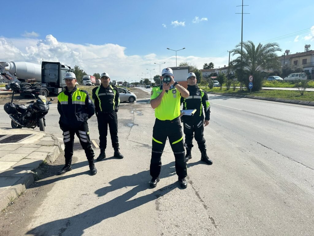 Geçen hafta meydana gelen 53 trafik kazasında 22 kişi yaralandı Geçen hafta meydana gelen 53 trafik kazasında 22 kişi yaralandı