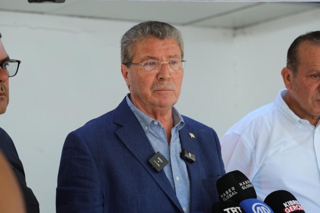 Üstel: "Girne’deki gemi faciasında bir kişinin daha naaşına ulaşıldı; arama çalışmaları aralıksız sürüyor"