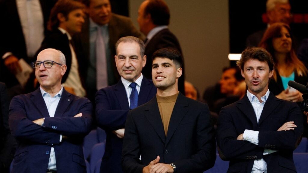 Alcaraz, Laver Cup öncesi Real Madrid’in yavaş başlangıcını eleştirdi Alcaraz, Laver Cup öncesi Real Madrid'in yavaş başlangıcını eleştirdi