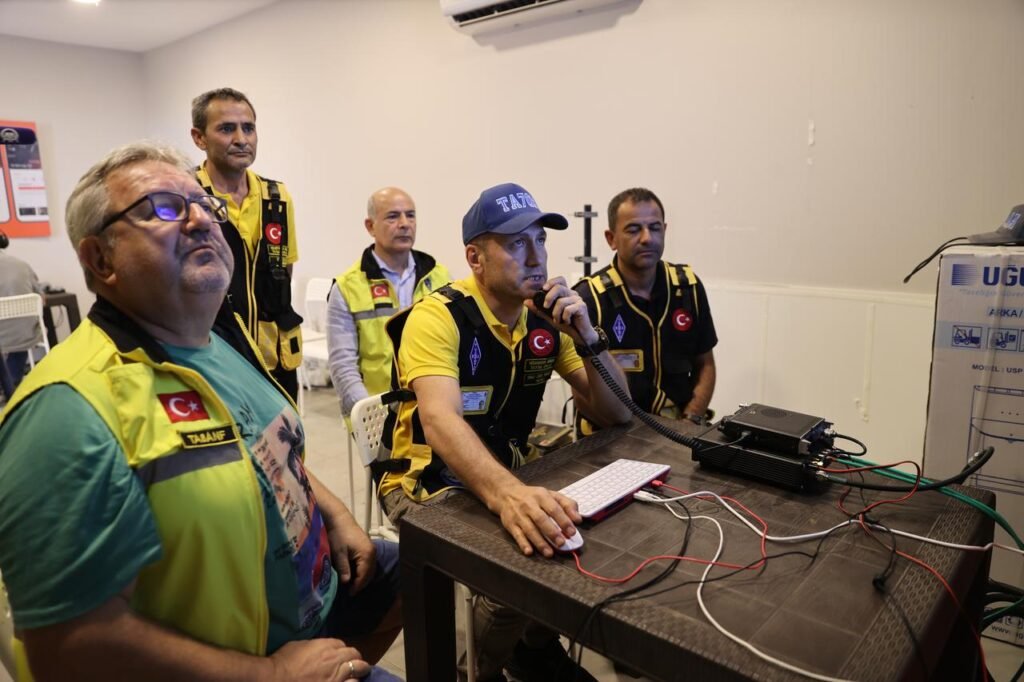 Amatör radyo etkinliği Karahantepe’yi 1.000 küresel istasyona bağladı Amatör radyo etkinliği Karahantepe'yi 1.000 küresel istasyona bağladı