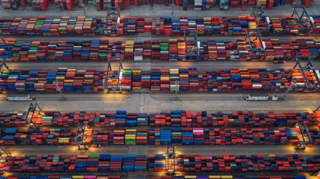 Çin’in ihracatı Ağustos’ta %25 arttı, ticaret fazlası genişledi Çin'in ihracatı Ağustos'ta %25 arttı, ticaret fazlası genişledi