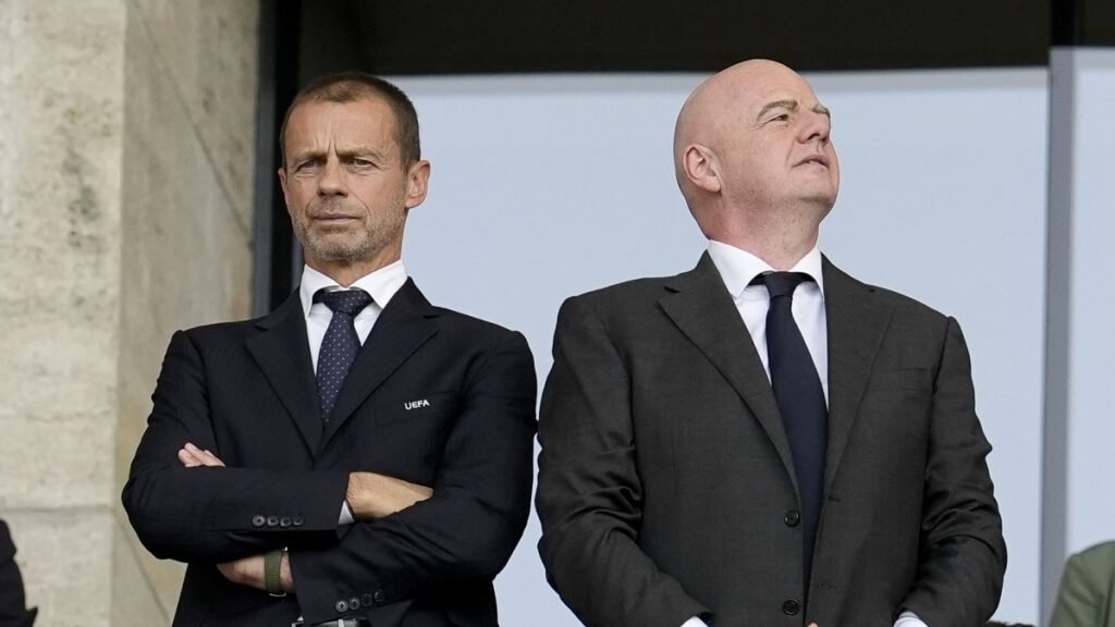 FIFA, UEFA’nın Infantino’ya yönelik yasal eylemini ‘karalama kampanyası’ olarak nitelendirdi FIFA, UEFA'nın Infantino'ya yönelik yasal eylemini 'karalama kampanyası' olarak nitelendirdi