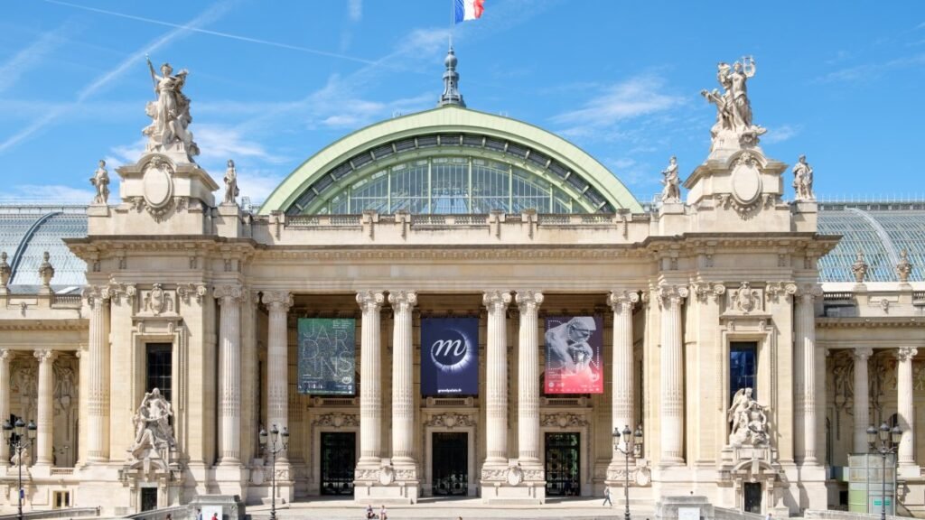 Grand Palais’de yüzyıllık sanat eserleri yeni koleksiyonerler arıyor Grand Palais'de yüzyıllık sanat eserleri yeni koleksiyonerler arıyor
