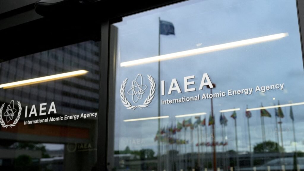 IAEA: Assad rejimi Suriye’de silah amaçlı reaktör inşa etti IAEA: Assad rejimi Suriye'de silah amaçlı reaktör inşa etti