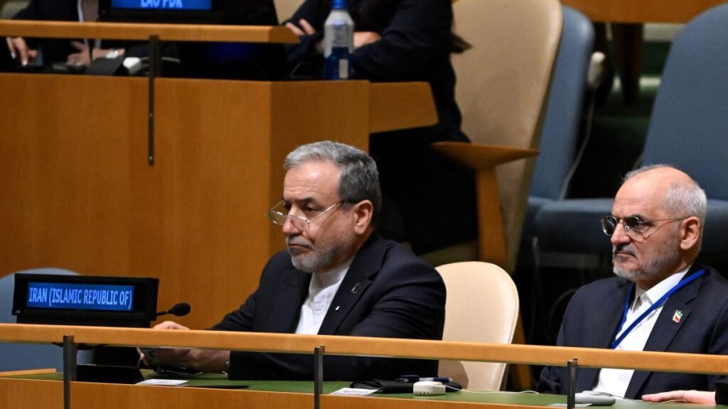 İran, şartlı ABD anlaşmasında Hormuz’un yeniden açılması ve nükleer görüşmeler sundu İran, şartlı ABD anlaşmasında Hormuz'un yeniden açılması ve nükleer görüşmeler sundu