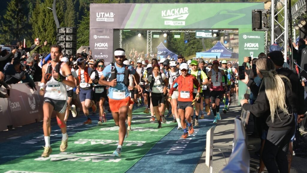 Kaçkar by UTMB Türkiye’nin Rize şehrinde 2,000 koşucu ile başladı Kaçkar by UTMB Türkiye'nin Rize şehrinde 2,000 koşucu ile başladı
