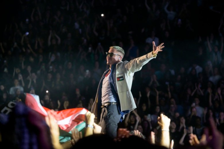 Macklemore yasağına tepkiler ABD’de büyük kültürel değişimi gösteriyor Macklemore yasağına tepkiler ABD'de büyük kültürel değişimi gösteriyor