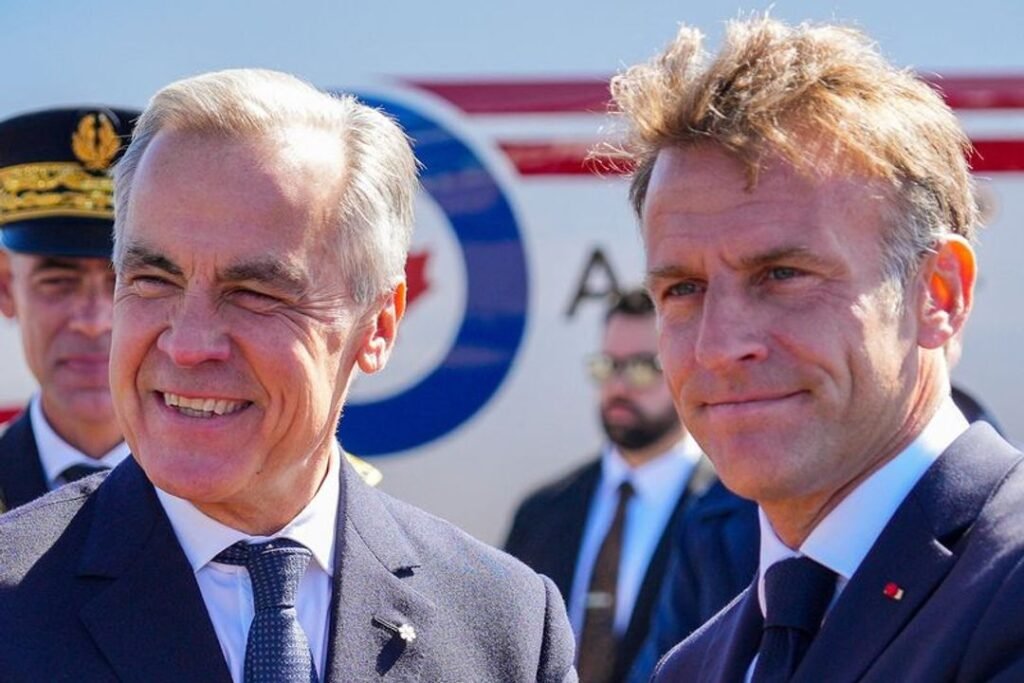 Macron ve Carney, tarihi zirvede transatlantik ilişkileri derinleştirme konusunda anlaştı Macron ve Carney, tarihi zirvede transatlantik ilişkileri derinleştirme konusunda anlaştı