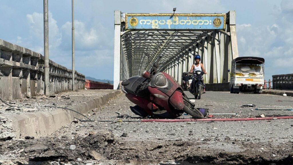 Myanmar ordusunun Rakhine eyaletindeki saldırısında ölü sayısı 50’ye ulaştı Myanmar ordusunun Rakhine eyaletindeki saldırısında ölü sayısı 50'ye ulaştı