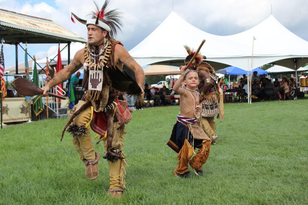 Nanticoke Powwow, Milton’da dans, şarkı ve kültürü getiriyor Nanticoke Powwow, Milton'da dans, şarkı ve kültürü getiriyor