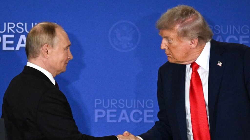 Putin, Trump’a Rusya’nın Avrupa’ya tehdit olmadığını söyledi Putin, Trump'a Rusya'nın Avrupa'ya tehdit olmadığını söyledi