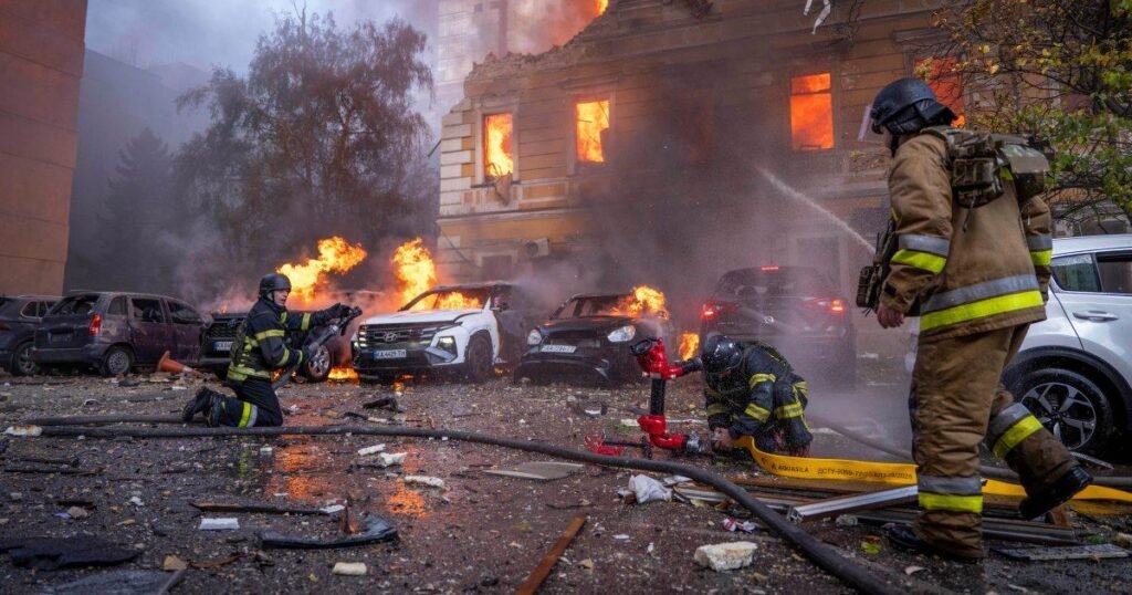 Rusya, Akademi’nin vurulmasının ardından Kyiv’i bombardıman etti Rusya, Akademi’nin vurulmasının ardından Kyiv’i bombardıman etti