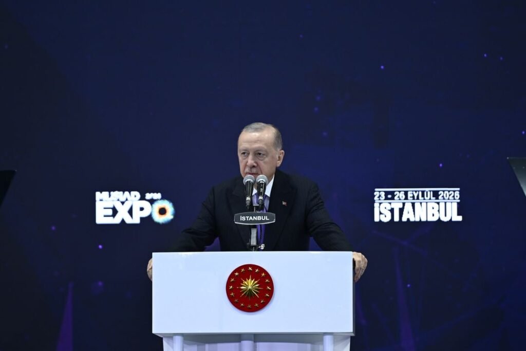 Savaş suçluları mahkeme değil, BM kürsüsünde olmamalı: Erdoğan Savaş suçluları mahkeme değil, BM kürsüsünde olmamalı: Erdoğan