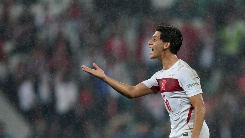 Türkiye, Bursa’da İtalya’ya 4-1 yenildi Türkiye, Bursa'da İtalya'ya 4-1 yenildi