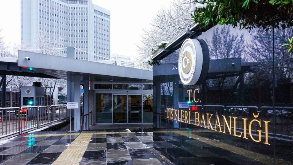 Türkiye, Mekke’yi hedef alan Husili insansız hava saldırısını kınadı Türkiye, Mekke'yi hedef alan Husili insansız hava saldırısını kınadı
