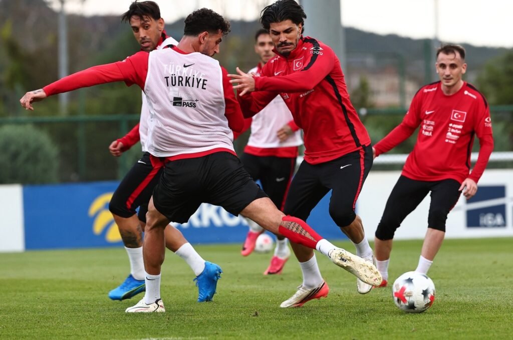 Türkiye, UEFA Uluslar Ligi’nde İtalya’yı konuk ediyor, ilk puanları arıyor Türkiye, UEFA Uluslar Ligi'nde İtalya'yı konuk ediyor, ilk puanları arıyor