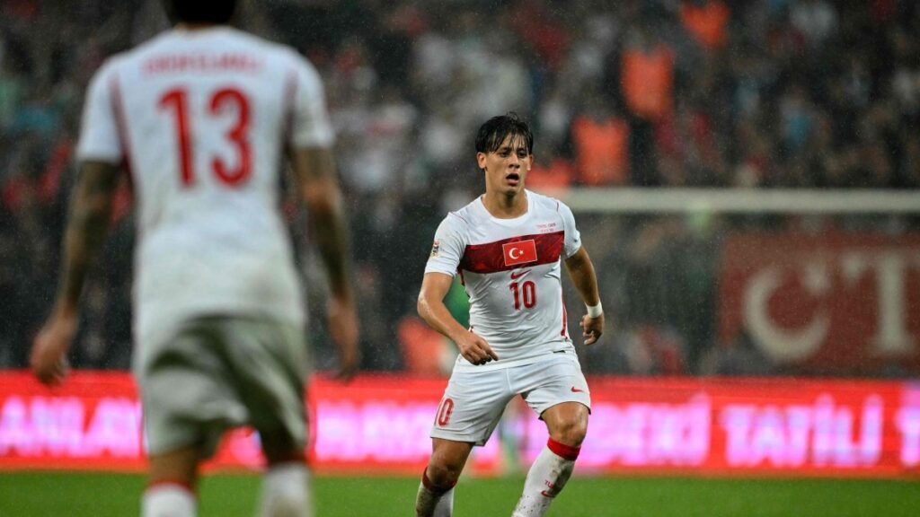 Türkiye, Uluslar Ligi yenilgileri sonrası FIFA sıralamasında 31. sıraya düştü Türkiye, Uluslar Ligi yenilgileri sonrası FIFA sıralamasında 31. sıraya düştü