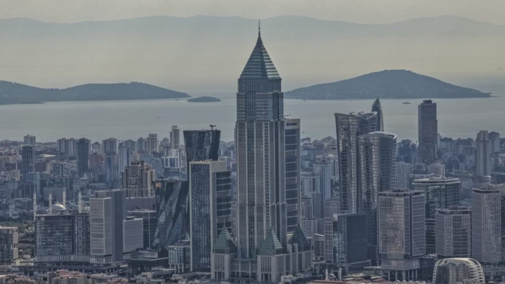 Türkiye hibrit çalışma modelini resmi olarak tanıdı Türkiye hibrit çalışma modelini resmi olarak tanıdı