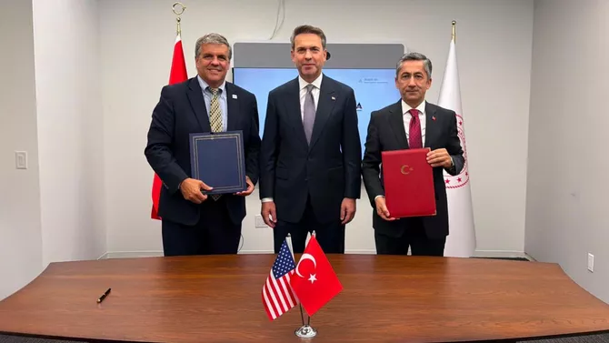 Türkiye ve ABD Nükleer Enerji İşbirliği Anlaşması İmzaladı Türkiye ve ABD Nükleer Enerji İşbirliği Anlaşması İmzaladı