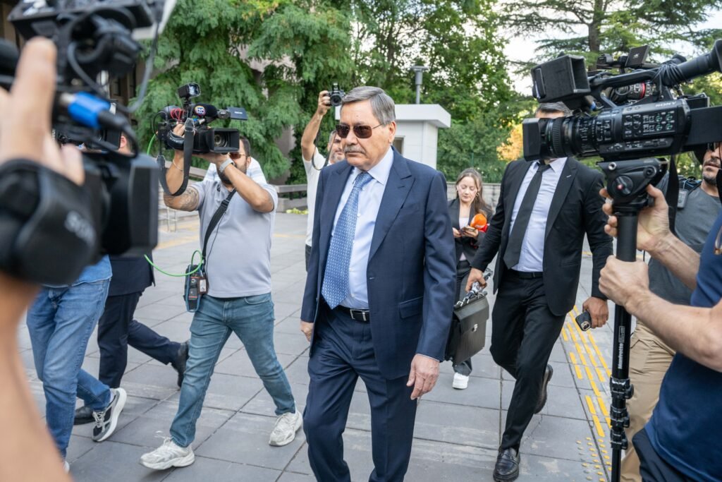Melih Gökçek ifade vermek için Ankara Adliyesinde Melih Gökçek ifade vermek için Ankara Adliyesinde