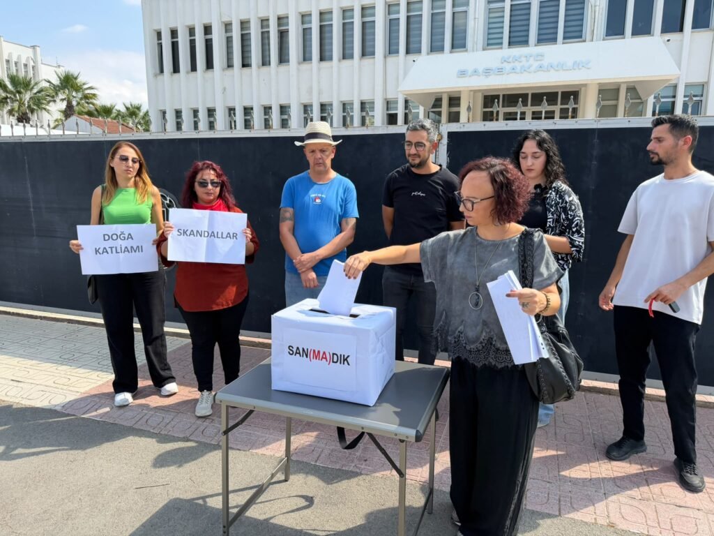 Baraka Kültür Merkezi Başbakanlık önünde basın açıklaması yaptı Baraka Kültür Merkezi Başbakanlık önünde basın açıklaması yaptı