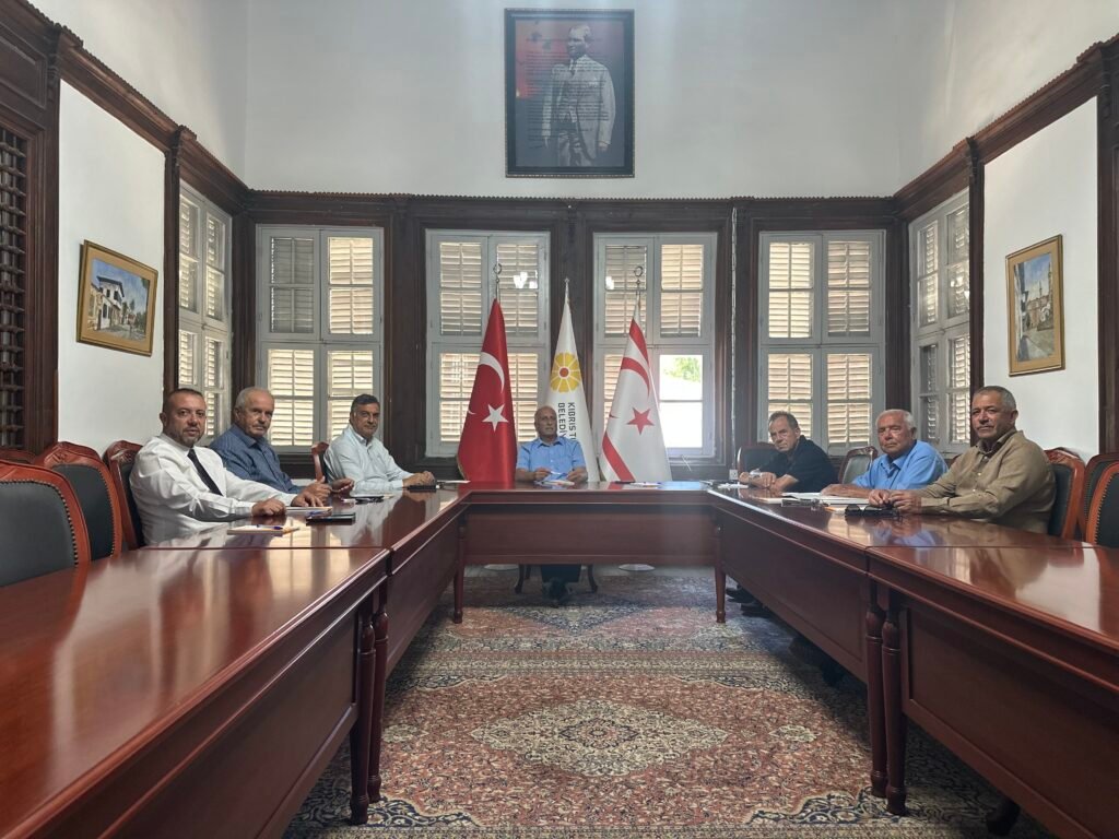 Kıbrıs Türk Belediye Başkanları Derneği Yönetim Kurulu toplandı Kıbrıs Türk Belediye Başkanları Derneği Yönetim Kurulu toplandı