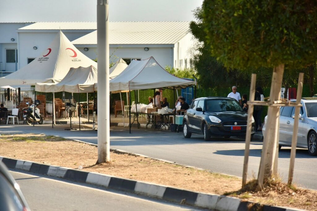 Arama kurtarma çalışmaları üçüncü gününde Arama kurtarma çalışmaları üçüncü gününde