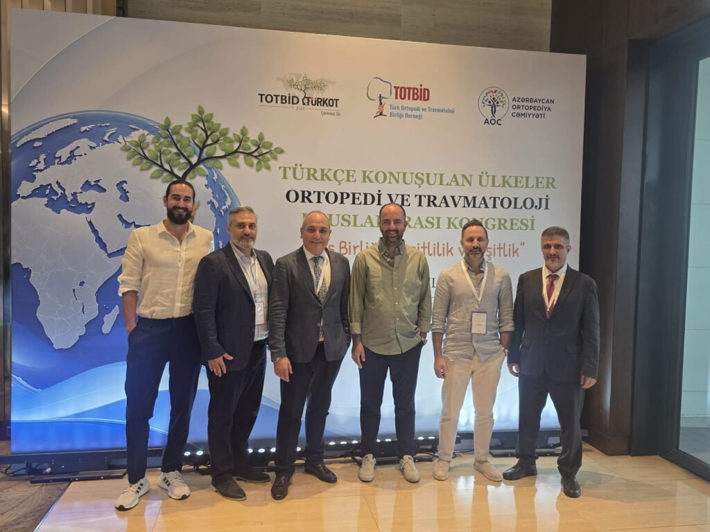 Bakü’deki Ortopedi ve Travmatoloji Uluslararası Kongresi’ne çok sayıda Kıbrıslı Türk hekim de katıldı Bakü'deki Ortopedi ve Travmatoloji Uluslararası Kongresi'ne çok sayıda Kıbrıslı Türk hekim de katıldı