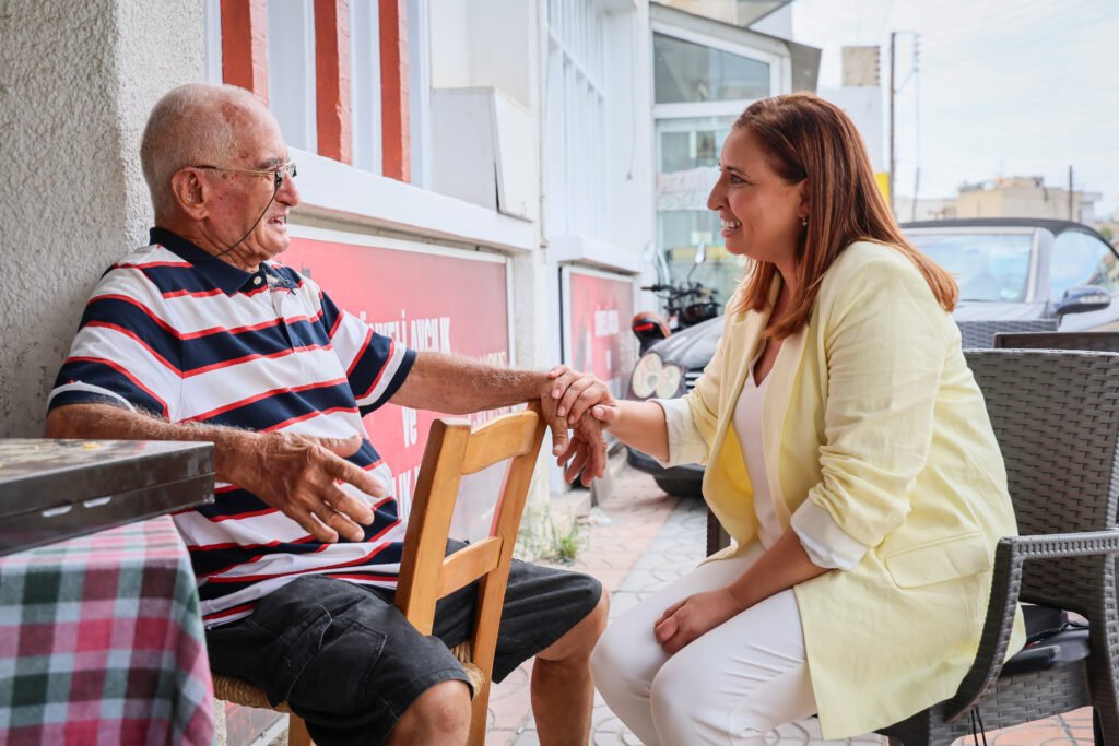 Soyalp Gönyeli’de yurttaşlarla buluştu… “Gönyeli - Alayköy’de herkes kendini yönetimin bir parçası hissedecek”