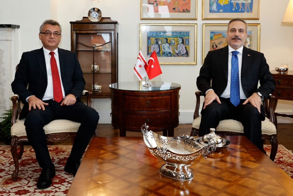 Cumhurbaşkanı Erhürman, Hakan Fidan ile görüştü Cumhurbaşkanı Erhürman, Hakan Fidan ile görüştü