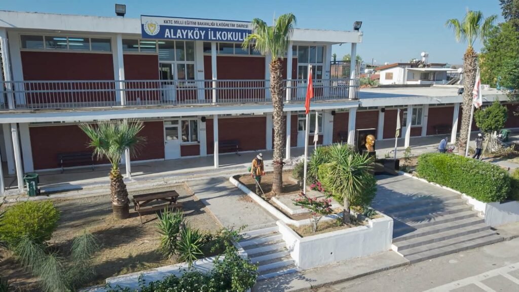 Amcaoğlu: “Bölgemizdeki okullarımız yeni eğitim öğretim yılına hazır”