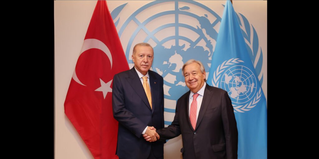 Erdoğan, Guterres’le görüştü: “Kıbrıs Türk halkının egemen eşitliğini ve eşit uluslararası statüsünü tanımayan hiçbir öneri netice vermeyecek” Erdoğan, Guterres’le görüştü: “Kıbrıs Türk halkının egemen eşitliğini ve eşit uluslararası statüsünü tanımayan hiçbir ön