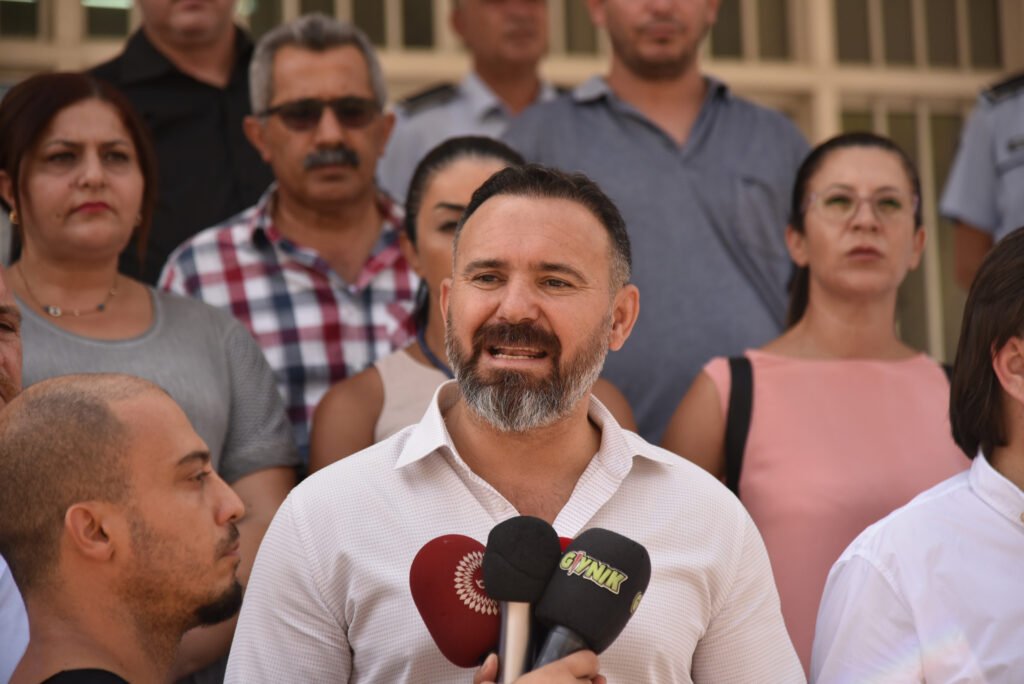 KTAMS hükümeti ve akaryakıt zammını eleştirdi KTAMS hükümeti ve akaryakıt zammını eleştirdi