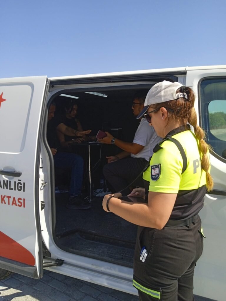 Göç Yönetimi Merkezi’nden ülke genelinde denetim… İkamet izinsiz üç kişiye yasal işlem