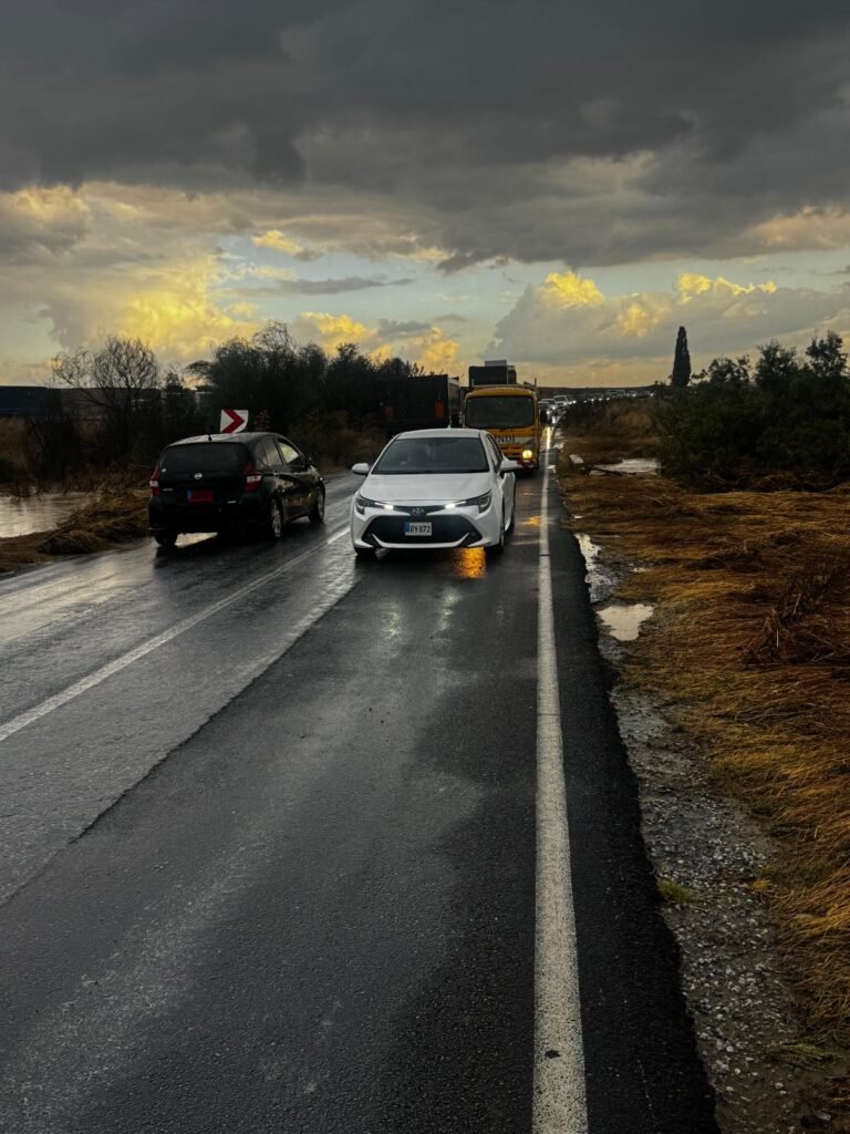 Yılmazköy-Kılıçaslan ana yolu trafiğe açıldı Yılmazköy-Kılıçaslan ana yolu trafiğe açıldı