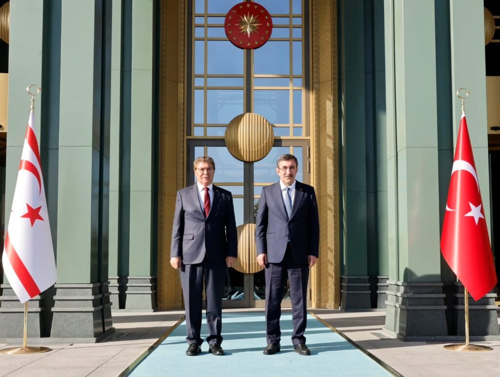Girne’deki gemi kazası Ankara’da üst düzey toplantıda ele alınıyor Girne’deki gemi kazası Ankara’da üst düzey toplantıda ele alınıyor