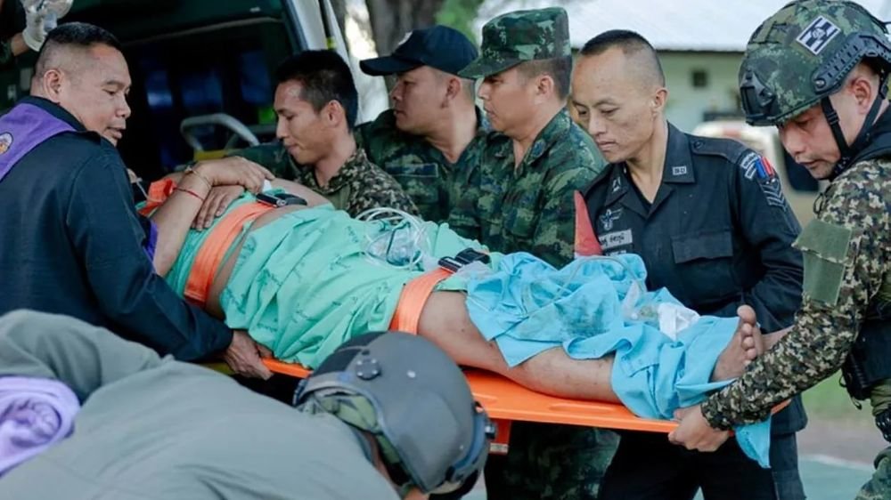 Kamboçya, Tayland’ı sınır çatışmalarında “Kimyasal silah ve madde kullanmakla” suçladı Kamboçya, Tayland'ı sınır çatışmalarında "Kimyasal silah ve madde kullanmakla" suçladı