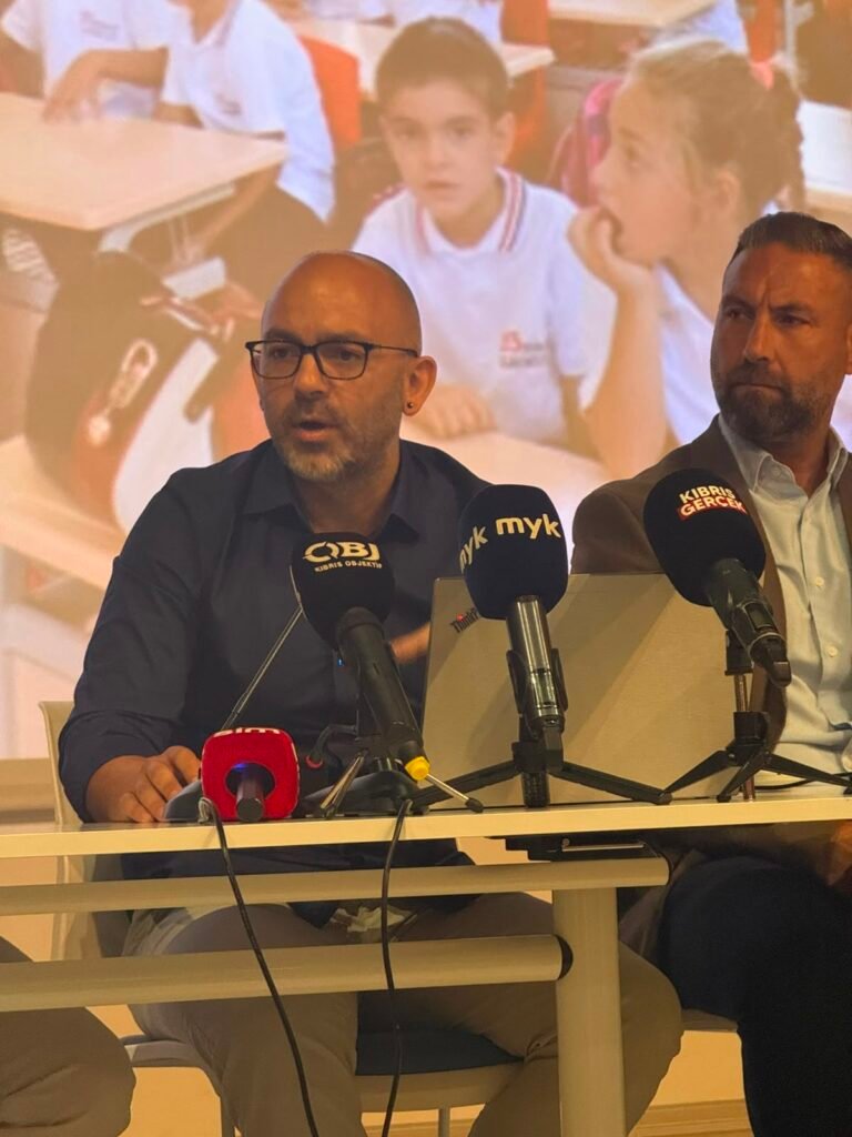 Gelener’den hükümete ve Eğitim Bakanlığı’na eleştiri